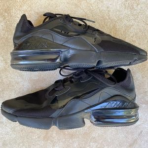 Nike Men's Black Air Max Infinity Sneaker Size 8.5